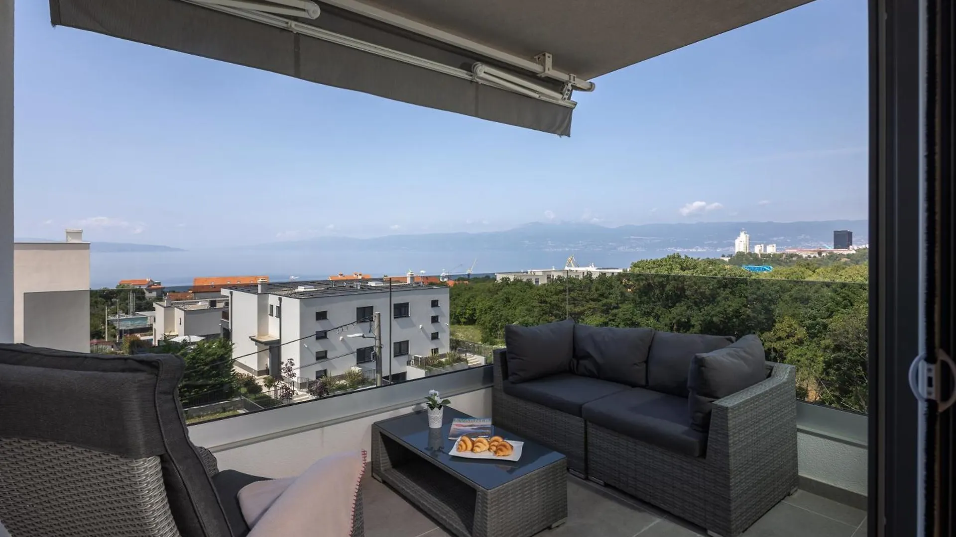 Seaview Apartment Kostrena Two - Happy Rentals